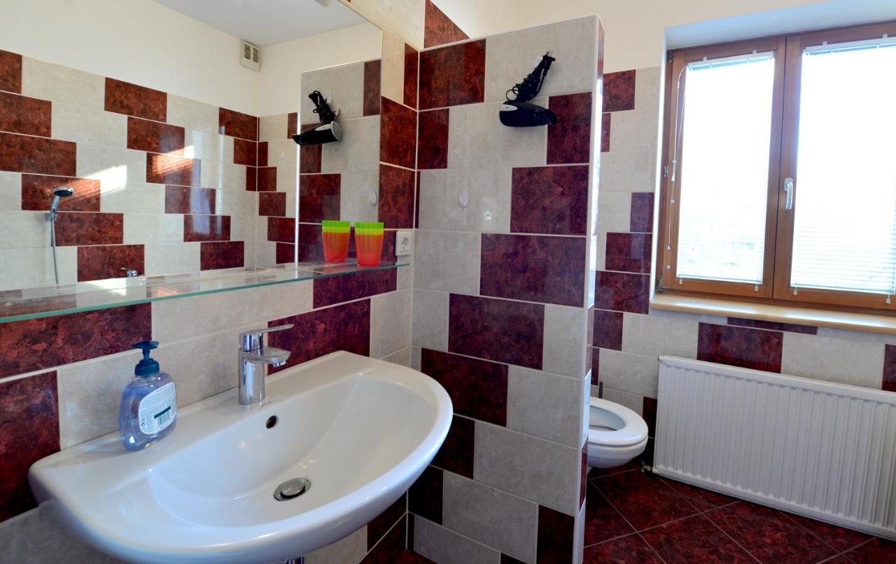 House With Courtyard & Parking Close To Stadtpark Wien